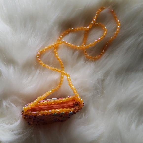 🌼Vintage Tiny Beaded Purse🌼 - Picture 2 of 3